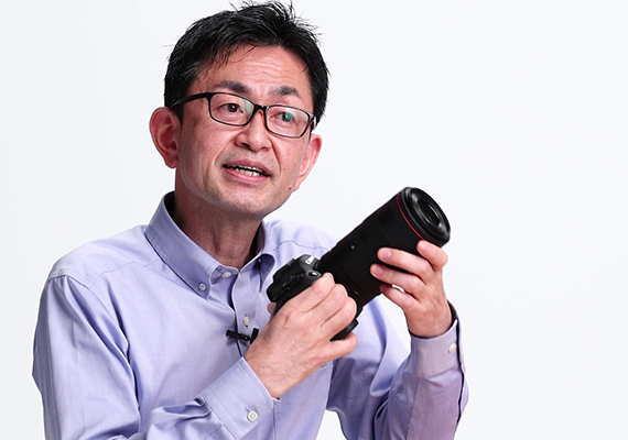 RF100mm F2.8 L MACRO IS USM Product Planner Interview_570x400